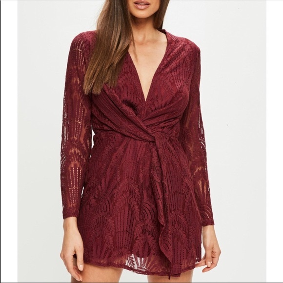 Missguided Dresses & Skirts - Misguided plunge lace twist front mini dress